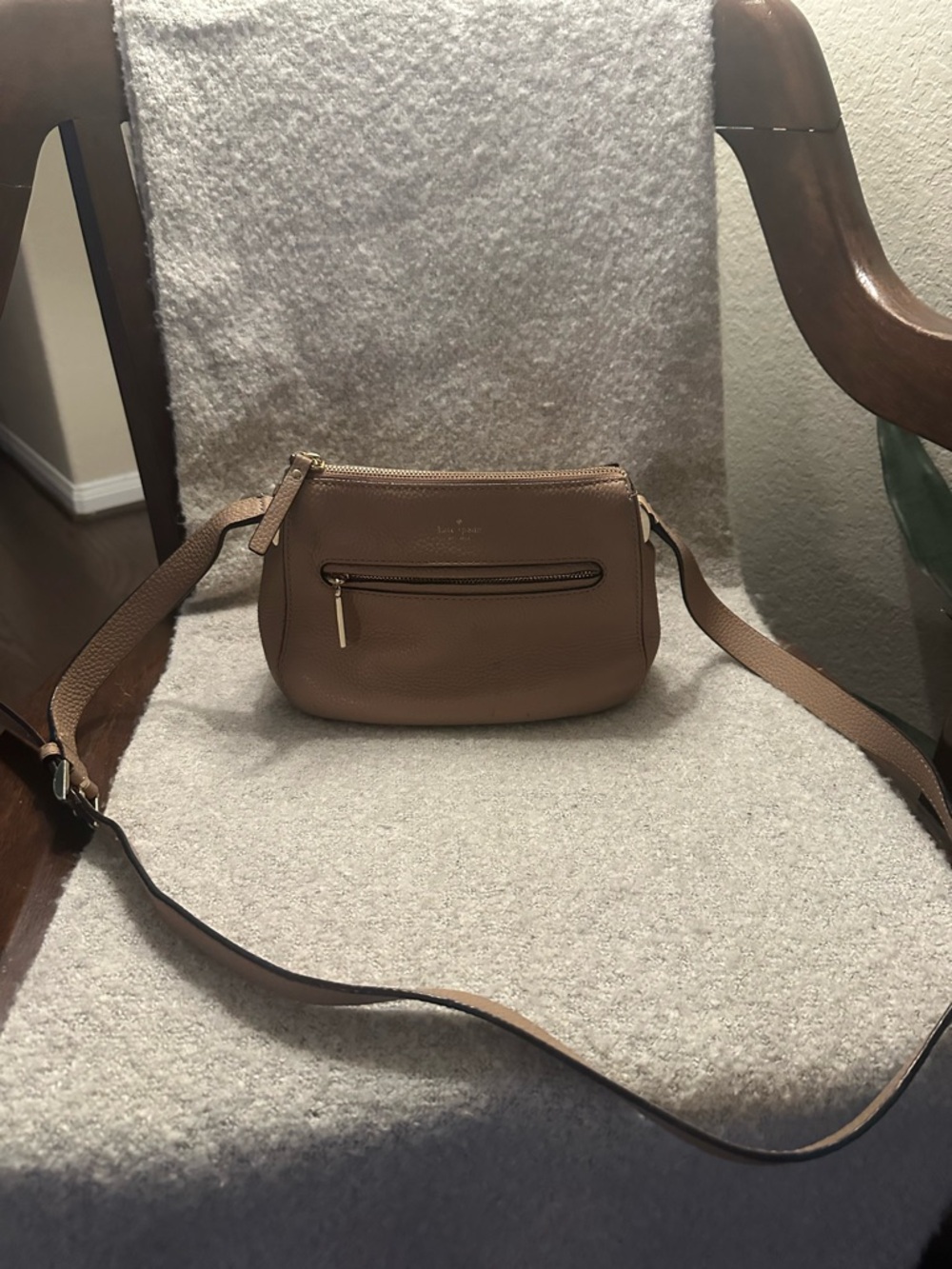 Kate Spade Leather Crossbody Bag in Taupe